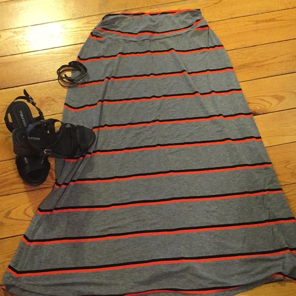 Merona Dresses & Skirts - 💥Last chance💥Merona maxi skirt